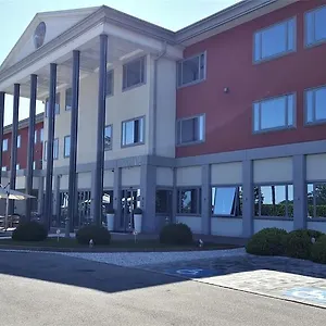 poppi-mira.hotelinveneto.com/
